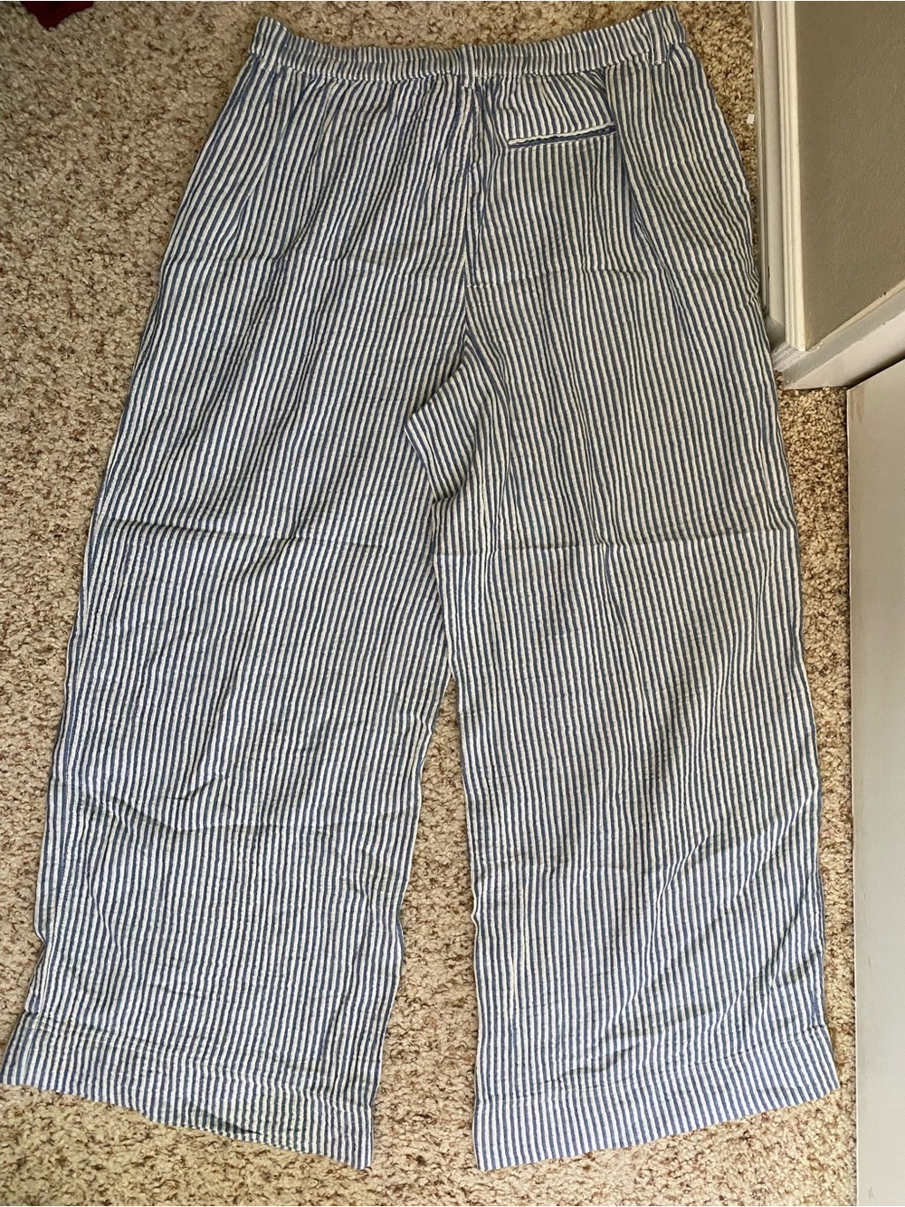 AERIE Wide-Leg Cotton Seersucker Pants in Light Blue & White Stripes - XL LONG - Picture 4 of 8